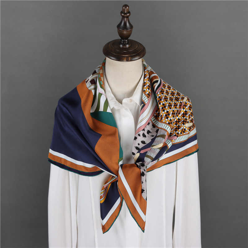 Double Sided 18mm Silk Scarf 9 - Luxury Bags Hong Kong recension och pris