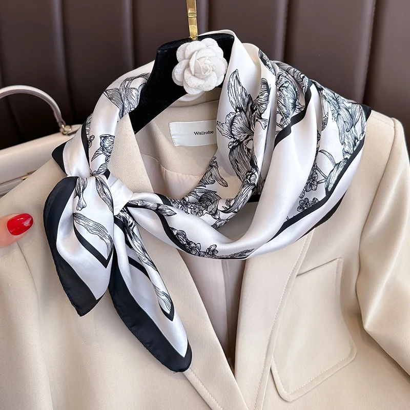 70*70cm Luxury Floral Print Si - Discount Luxury Bags recension och pris