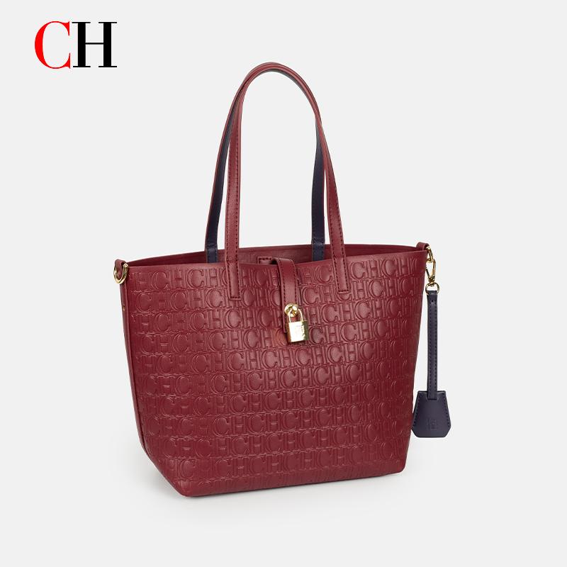 CH Embossed Monogram Tote Bag  - Tote Bag Leather Monogram recension och pris