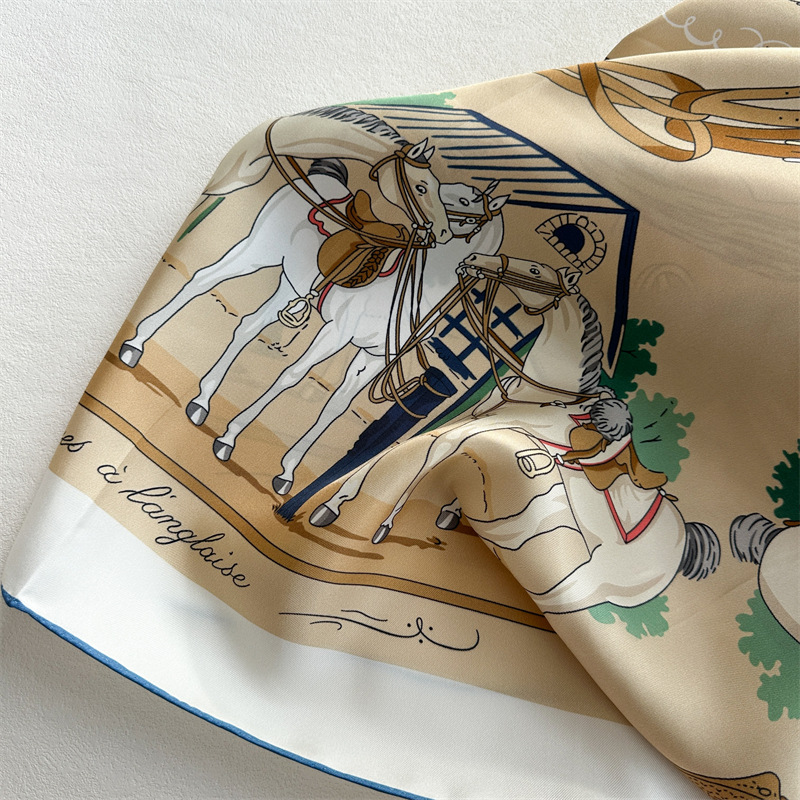 90cm Silk Scarf Luxury Square  - Luxury Bags Hong Kong recension och pris