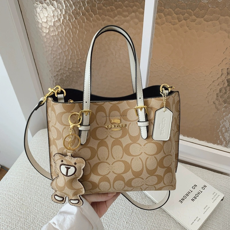Elegant Monogram Tote Bag in C - Tote Bag Leather Monogram recension och pris